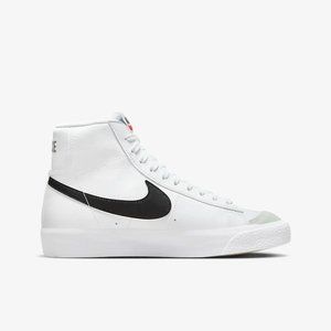 Nike Blazer Mid '77